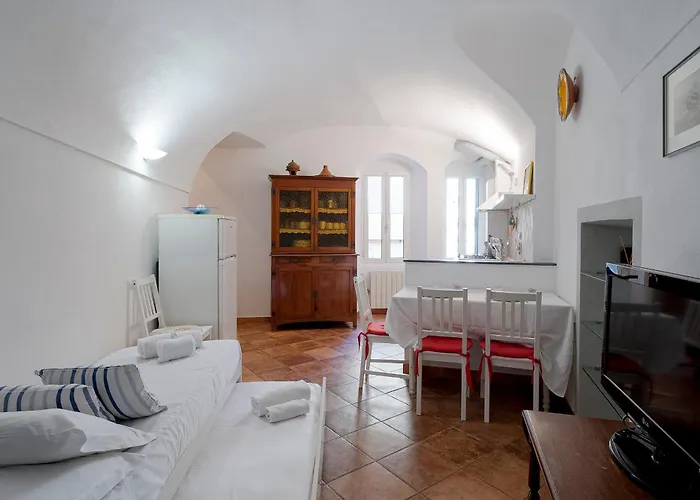 Casa San Siro, De Benedetti * San Remo