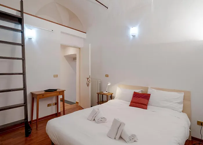 Casa San Siro, De Benedetti *